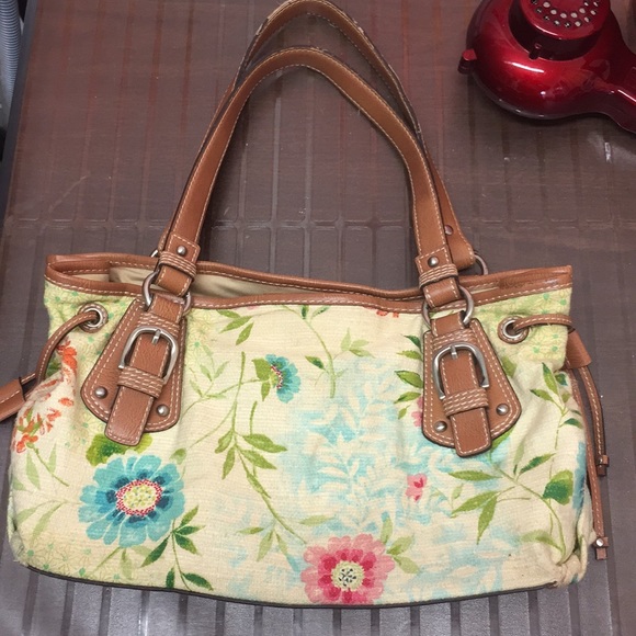 12x7x5” Fossil shoulder bag - Picture 1 of 8